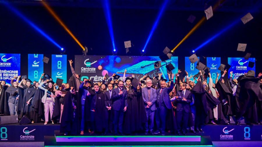 المدرسة المركزية للدار البيضاء تحتفل بنجاح الدفعة الثامنة من خريجيها